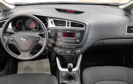 KIA cee'd III, 2013 год, 1 079 000 рублей, 21 фотография