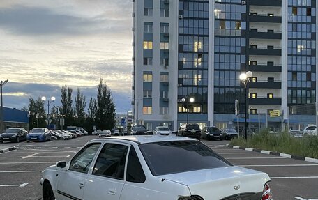 Daewoo Nexia I рестайлинг, 2004 год, 80 000 рублей, 3 фотография