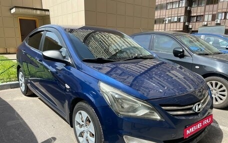 Hyundai Solaris II рестайлинг, 2015 год, 1 155 000 рублей, 2 фотография