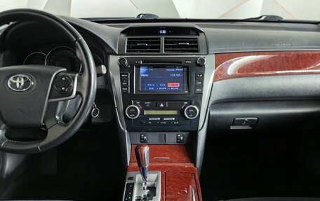 Toyota Camry, 2013 год, 1 615 450 рублей, 11 фотография