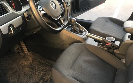 Volkswagen Jetta VI, 2018 год, 1 650 000 рублей, 3 фотография
