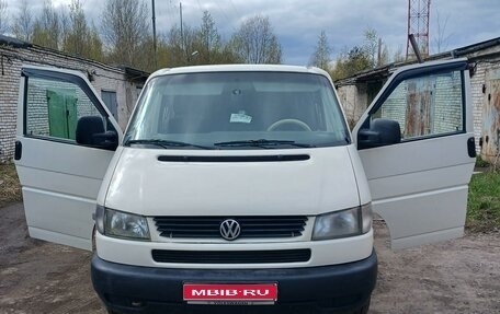 Volkswagen Transporter T4, 2001 год, 800 000 рублей, 1 фотография