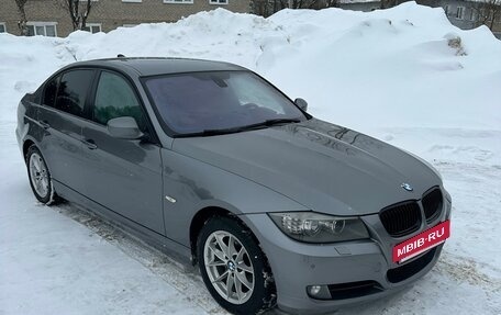 BMW 3 серия, 2010 год, 1 650 000 рублей, 2 фотография