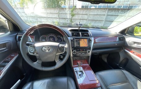 Toyota Camry, 2012 год, 1 300 000 рублей, 27 фотография