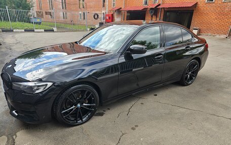 BMW 3 серия, 2019 год, 2 800 000 рублей, 3 фотография