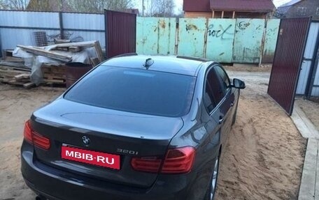 BMW 3 серия, 2013 год, 1 750 000 рублей, 2 фотография