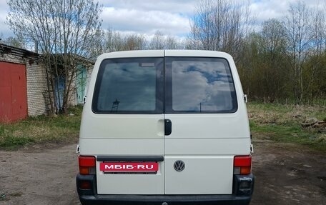 Volkswagen Transporter T4, 2001 год, 800 000 рублей, 3 фотография