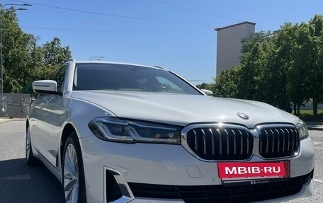 BMW 5 серия, 2020 год, 4 250 000 рублей, 2 фотография