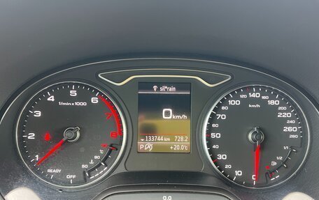 Audi A3, 2018 год, 2 400 000 рублей, 34 фотография