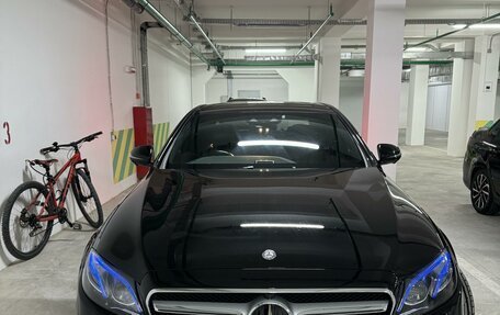 Mercedes-Benz E-Класс, 2016 год, 2 950 000 рублей, 2 фотография