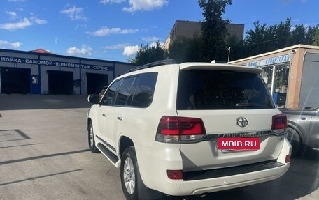 Toyota Land Cruiser 200, 2015 год, 5 600 000 рублей, 8 фотография