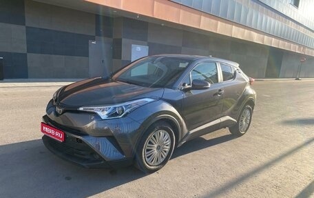 Toyota C-HR I рестайлинг, 2018 год, 2 350 000 рублей, 1 фотография