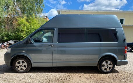 Volkswagen Transporter T5 рестайлинг, 2005 год, 1 500 000 рублей, 2 фотография