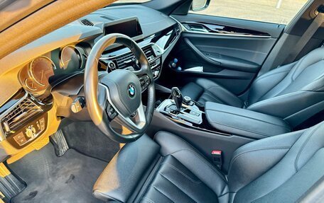BMW 5 серия, 2018 год, 3 700 000 рублей, 13 фотография