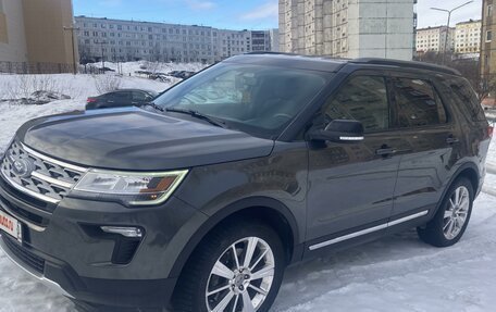 Ford Explorer VI, 2018 год, 2 600 000 рублей, 4 фотография
