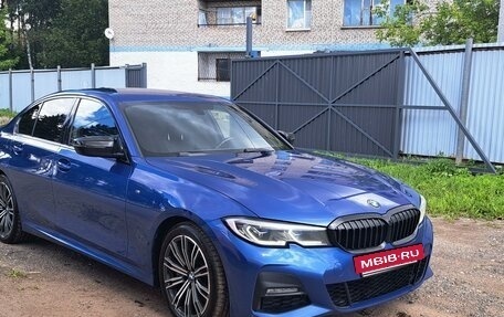 BMW 3 серия, 2019 год, 3 700 000 рублей, 3 фотография