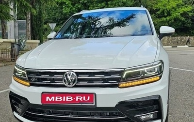 Volkswagen Tiguan II, 2020 год, 4 500 000 рублей, 1 фотография