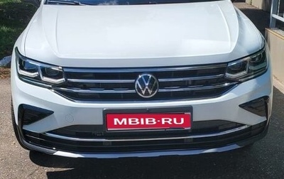 Volkswagen Tiguan II, 2022 год, 4 810 000 рублей, 1 фотография