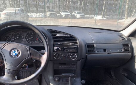 BMW 3 серия, 1994 год, 270 000 рублей, 8 фотография