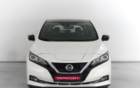Nissan Leaf II, 2020 год, 2 790 000 рублей, 3 фотография