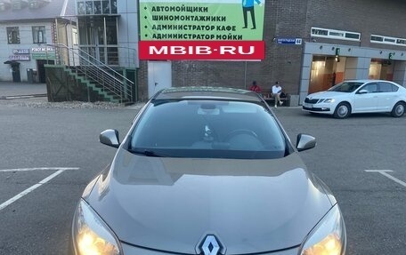 Renault Megane III, 2012 год, 700 000 рублей, 4 фотография