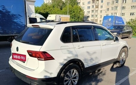 Volkswagen Tiguan II, 2018 год, 2 490 000 рублей, 4 фотография