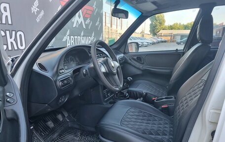 Chevrolet Niva I рестайлинг, 2019 год, 810 000 рублей, 13 фотография