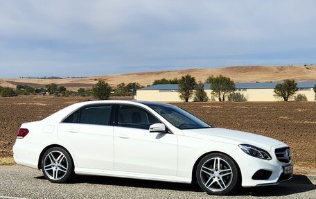 Mercedes-Benz E-Класс, 2015 год, 3 100 000 рублей, 4 фотография