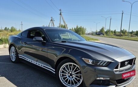 Ford Mustang VI рестайлинг, 2016 год, 2 700 000 рублей, 2 фотография