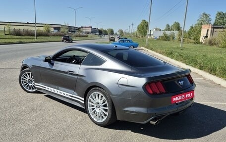 Ford Mustang VI рестайлинг, 2016 год, 2 700 000 рублей, 5 фотография