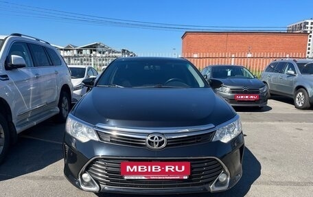 Toyota Camry, 2017 год, 2 499 000 рублей, 2 фотография