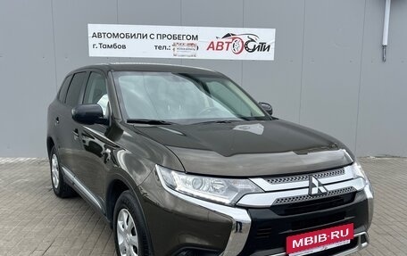 Mitsubishi Outlander III рестайлинг 3, 2021 год, 2 561 000 рублей, 1 фотография