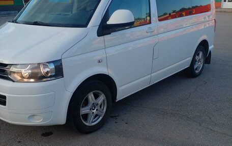 Volkswagen Caravelle T5, 2013 год, 1 300 000 рублей, 5 фотография