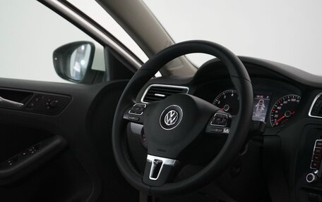 Volkswagen Jetta VI, 2013 год, 799 000 рублей, 14 фотография