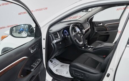 Toyota Highlander III, 2014 год, 2 699 000 рублей, 9 фотография