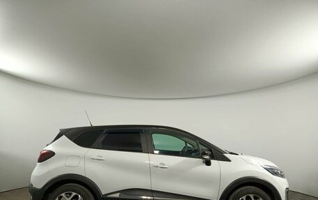 Renault Kaptur I рестайлинг, 2017 год, 1 368 000 рублей, 4 фотография