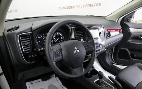 Mitsubishi Outlander III рестайлинг 3, 2012 год, 1 199 000 рублей, 6 фотография