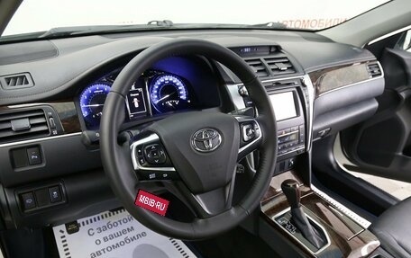 Toyota Camry, 2016 год, 1 749 000 рублей, 9 фотография