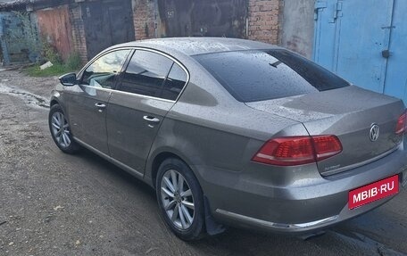 Volkswagen Passat B7, 2011 год, 950 000 рублей, 1 фотография