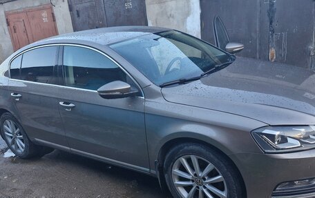 Volkswagen Passat B7, 2011 год, 950 000 рублей, 3 фотография