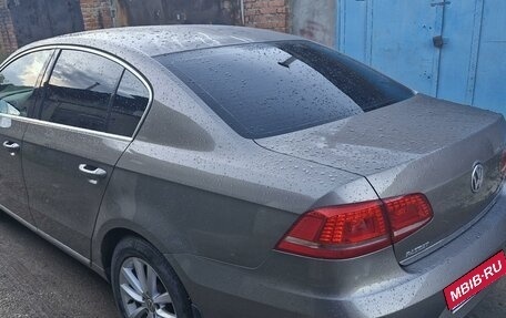 Volkswagen Passat B7, 2011 год, 950 000 рублей, 10 фотография