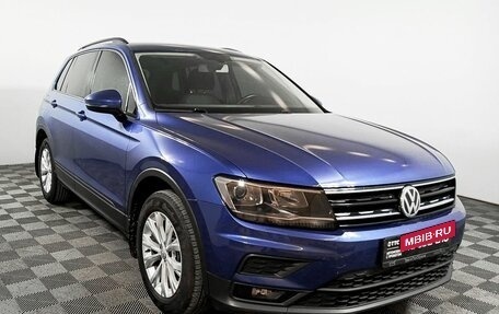 Volkswagen Tiguan II, 2018 год, 2 230 000 рублей, 3 фотография