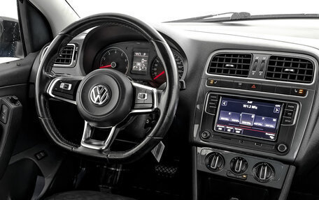 Volkswagen Polo VI (EU Market), 2019 год, 1 050 000 рублей, 21 фотография