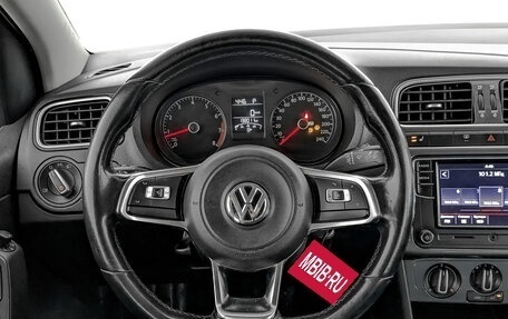 Volkswagen Polo VI (EU Market), 2019 год, 1 050 000 рублей, 22 фотография