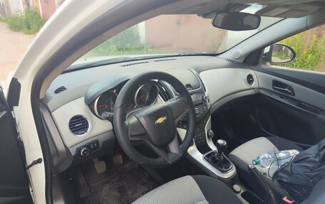 Chevrolet Cruze II, 2013 год, 850 000 рублей, 7 фотография