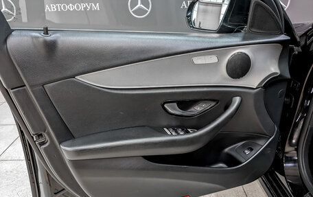 Mercedes-Benz E-Класс, 2018 год, 2 100 000 рублей, 19 фотография
