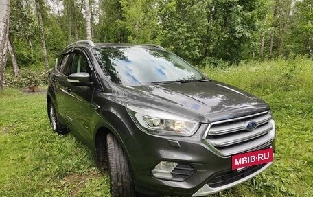 Ford Kuga III, 2017 год, 1 999 999 рублей, 2 фотография