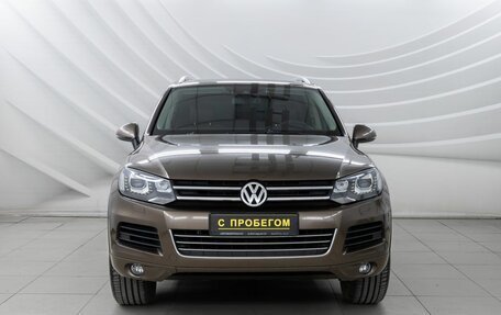 Volkswagen Touareg III, 2012 год, 2 348 000 рублей, 2 фотография