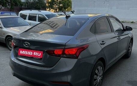 Hyundai Solaris II рестайлинг, 2018 год, 950 000 рублей, 4 фотография