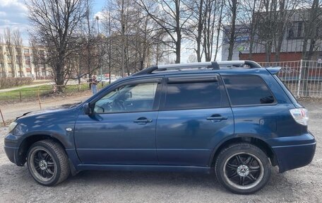 Mitsubishi Outlander III рестайлинг 3, 2004 год, 600 000 рублей, 5 фотография